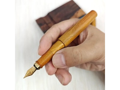 8. 黃金木 SIMEICHU木製鋼筆 Schmidt F尖 (現貨)